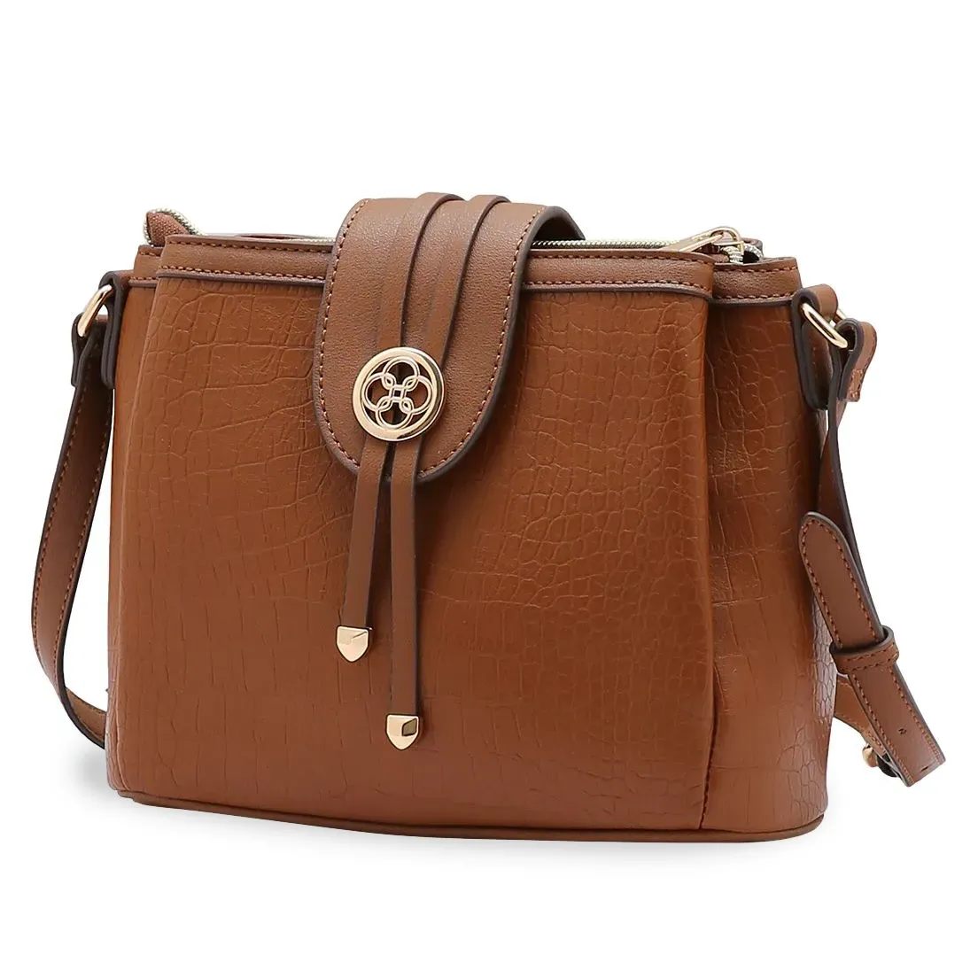 Bolsa feminina Chenson mini croco marrom com textura imitando couro croco, vista frontal em ângulo lateral direito